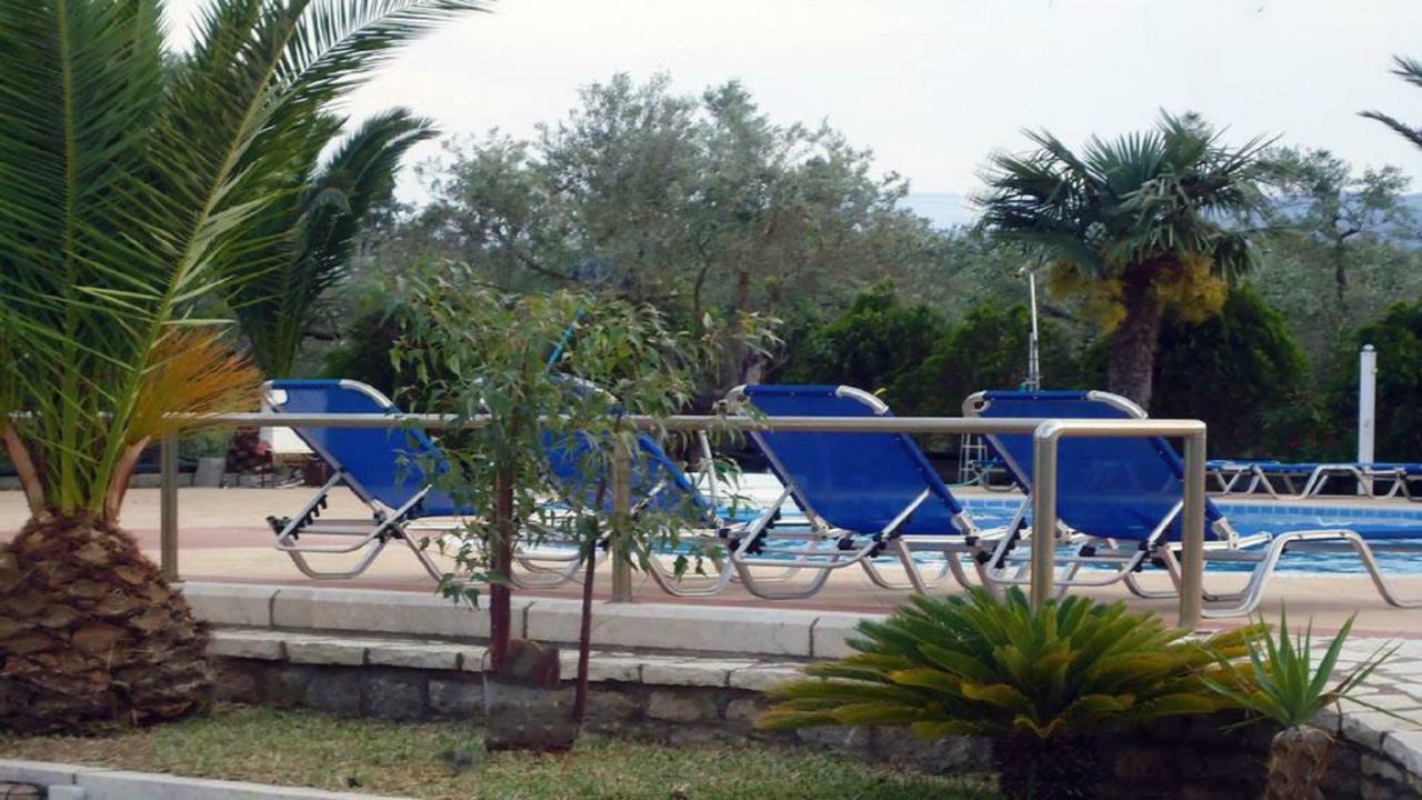 Parálion Ástros Glyfada Villas מראה חיצוני תמונה