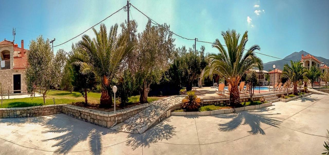 Parálion Ástros Glyfada Villas מראה חיצוני תמונה