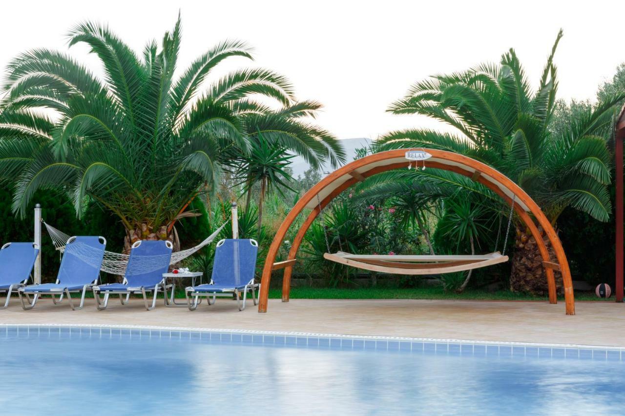 Parálion Ástros Glyfada Villas מראה חיצוני תמונה