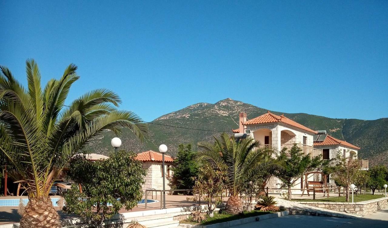 Parálion Ástros Glyfada Villas מראה חיצוני תמונה